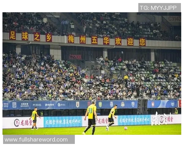 名字中带有秦字的足球明星及其职业生涯精彩瞬间回顾 名字中带有秦字的足球明星及其职业生涯精彩瞬间回顾