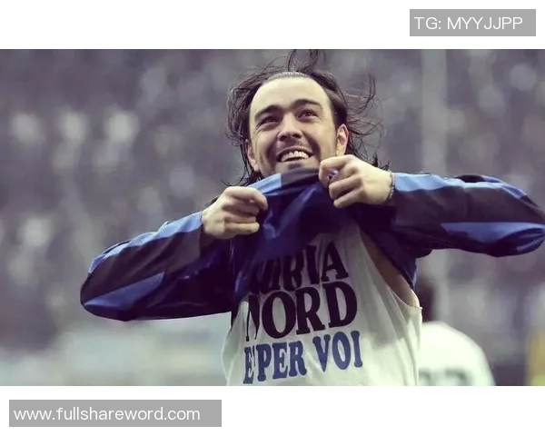 足球明星背后的秘密揭秘他们不为人知的生活与职业挑战