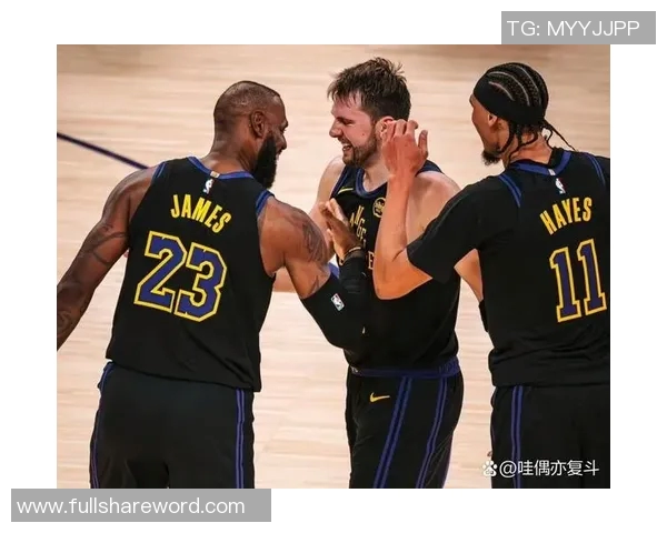 湖人对阵爵士精彩比赛直播全程回顾与分析 湖人对阵爵士精彩比赛直播全程回顾与分析